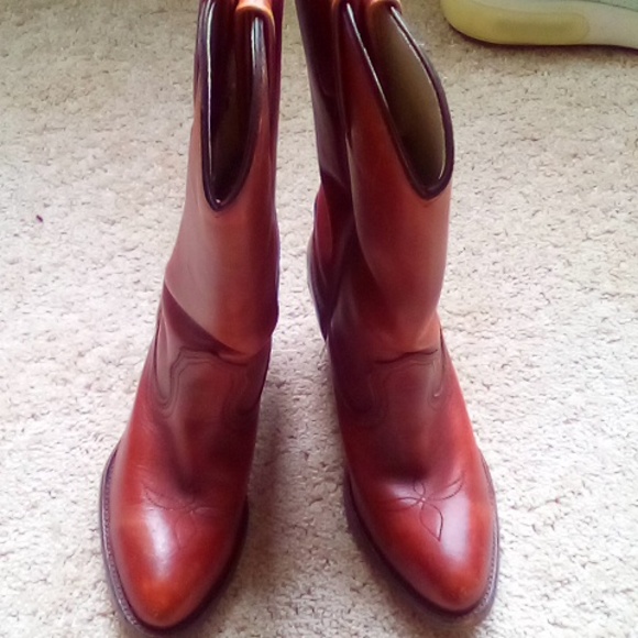 Frye Billy pull on boot - Picture 5 of 10